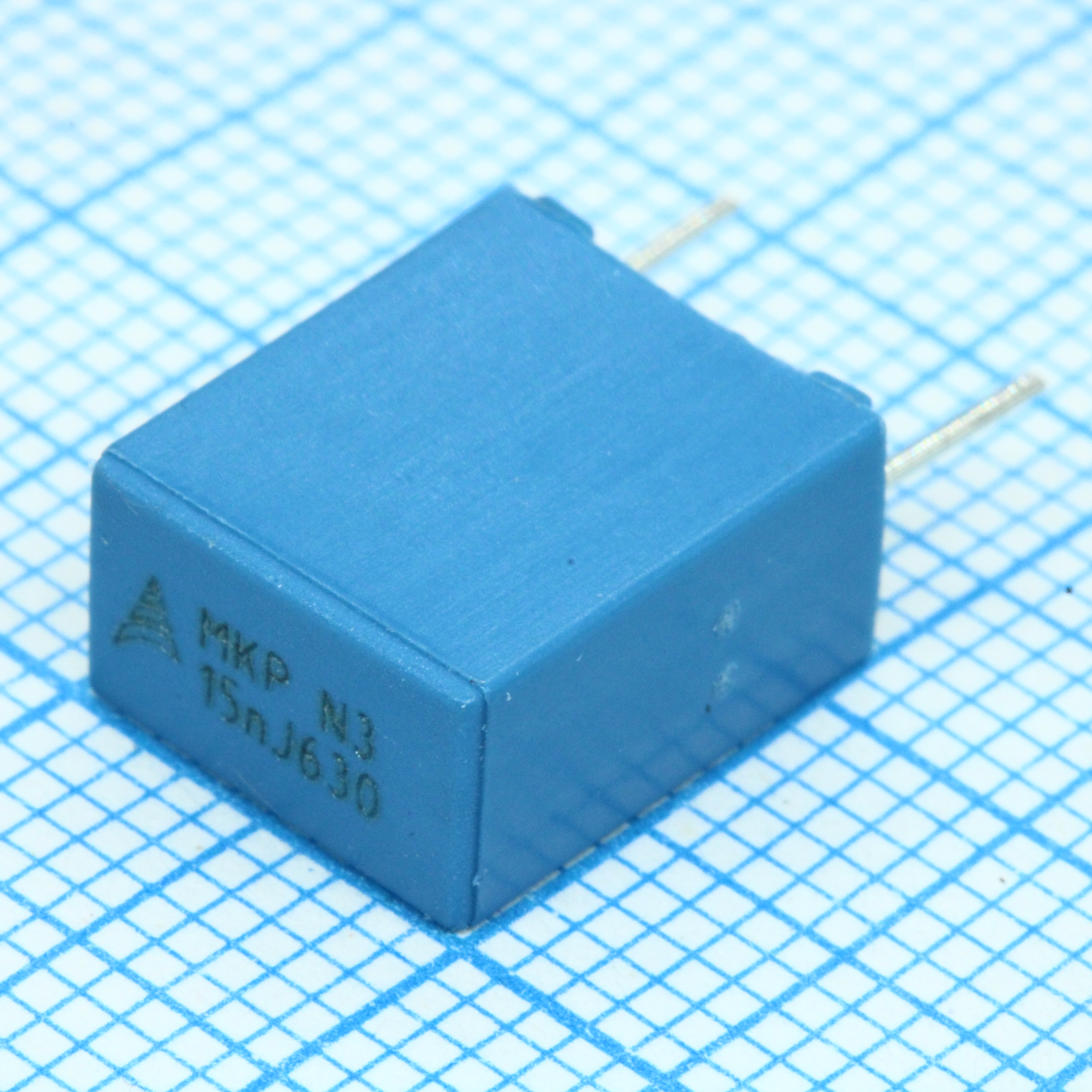 6796600